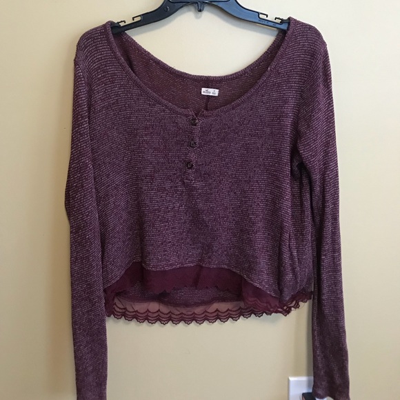 Hollister long sleeve - Picture 4 of 5